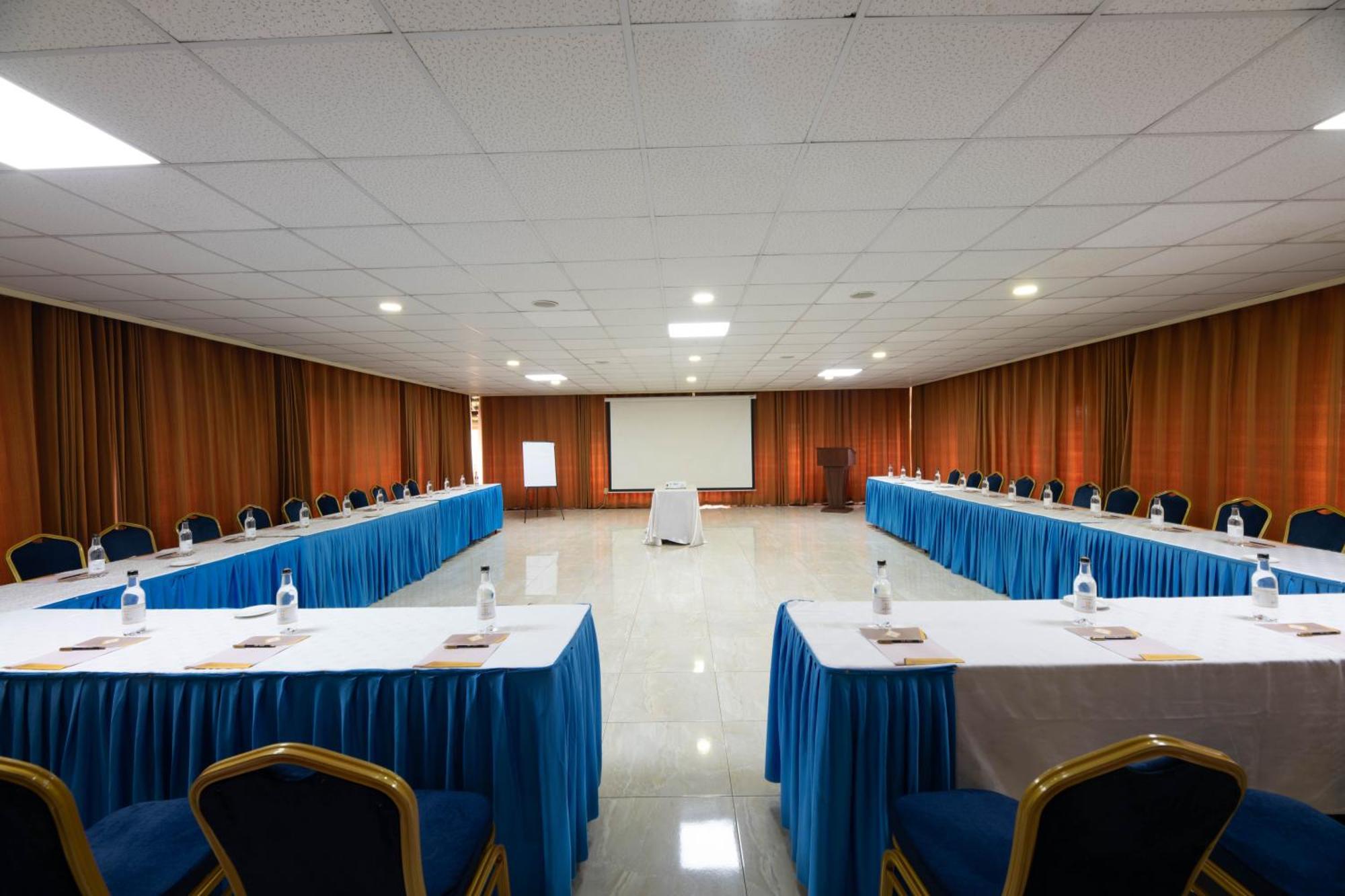 The Monarch Hotel Nairobi Bagian luar foto